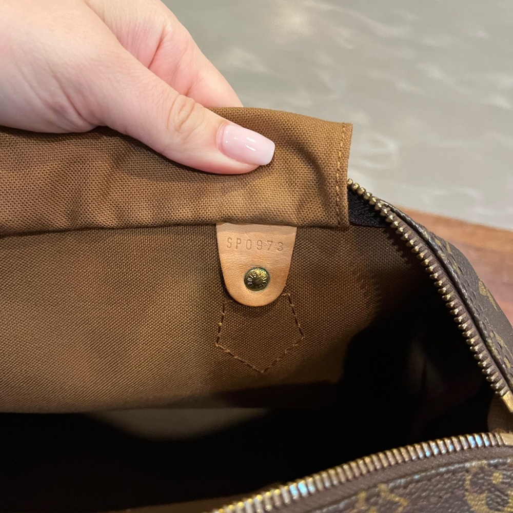 Authentic Monogram Speedy 30 LV Bag - Picture 5 of 11